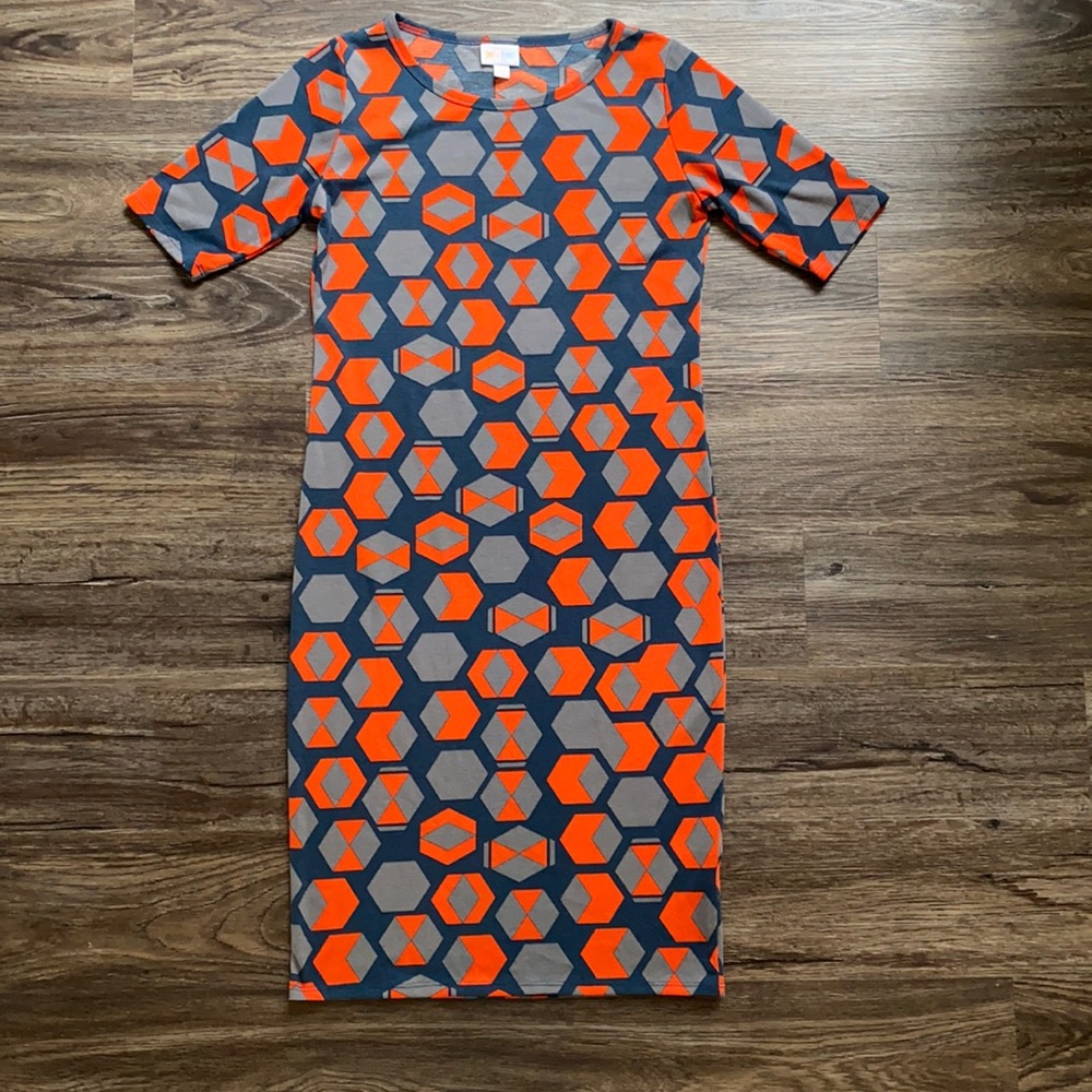 LulaRoe Julia Small